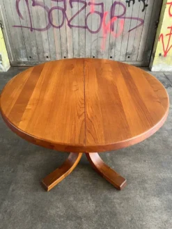Table T40 en orme massif de Pierre Chapo vers 1970