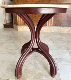 Table Thonet N°8 de 1888 Café Museum d'après Adolph Loos plateau marbre