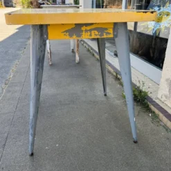 Table Tolix vintage