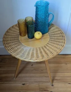 Table tripode Design 60 Jan Kalous estampillée