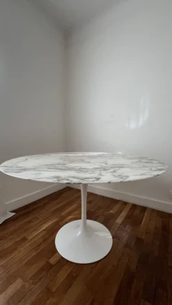 Table Tulip Eero Saarinen – Marbre blanc brillant – Knoll