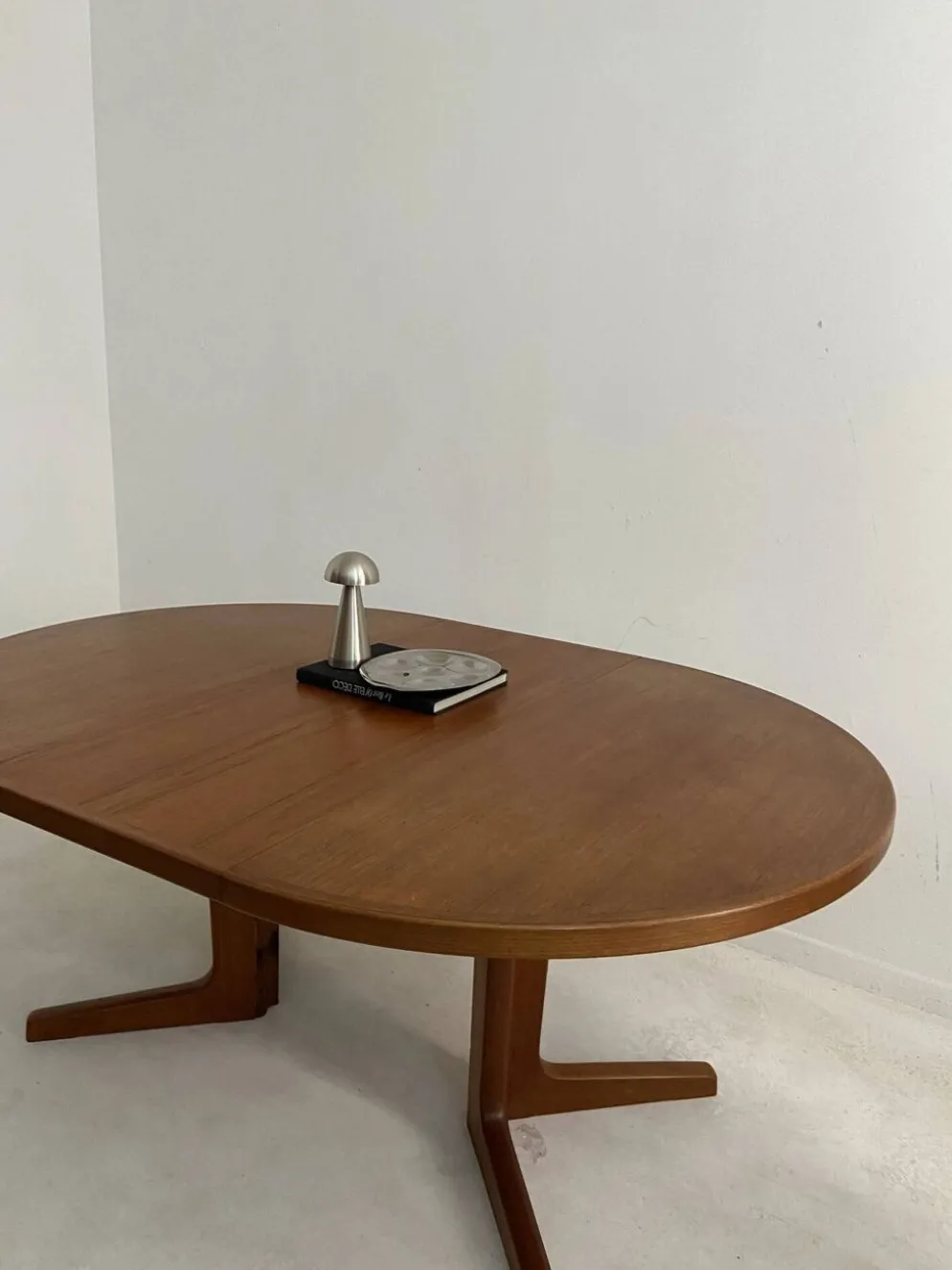 Table vintage danoise en teck – années 60