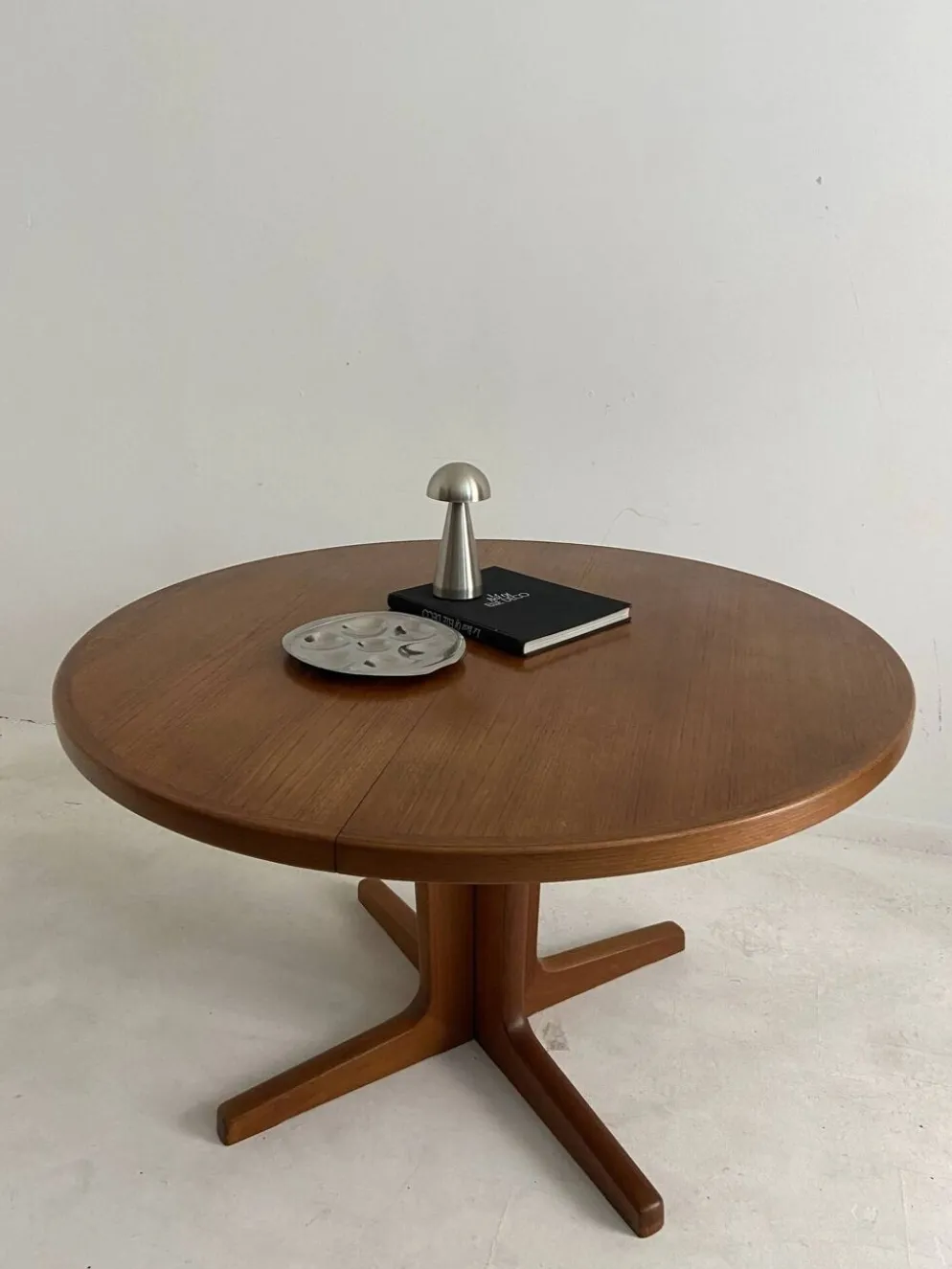 Table vintage danoise en teck – années 60