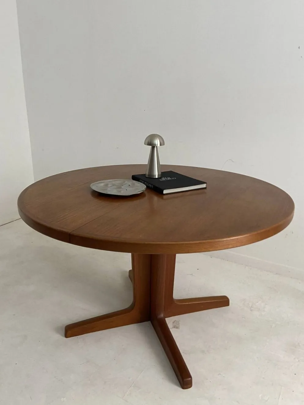Table vintage danoise en teck – années 60