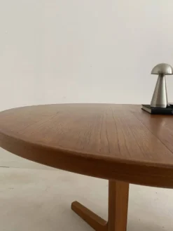 Table vintage danoise en teck – années 60