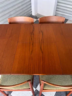 Table vintage en teck