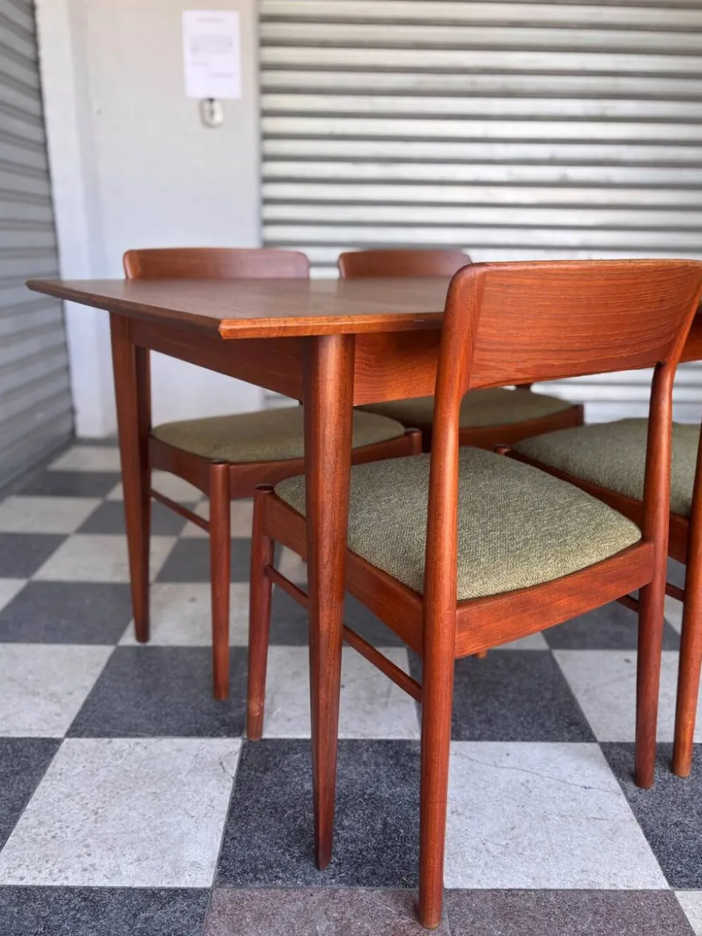 Table vintage en teck