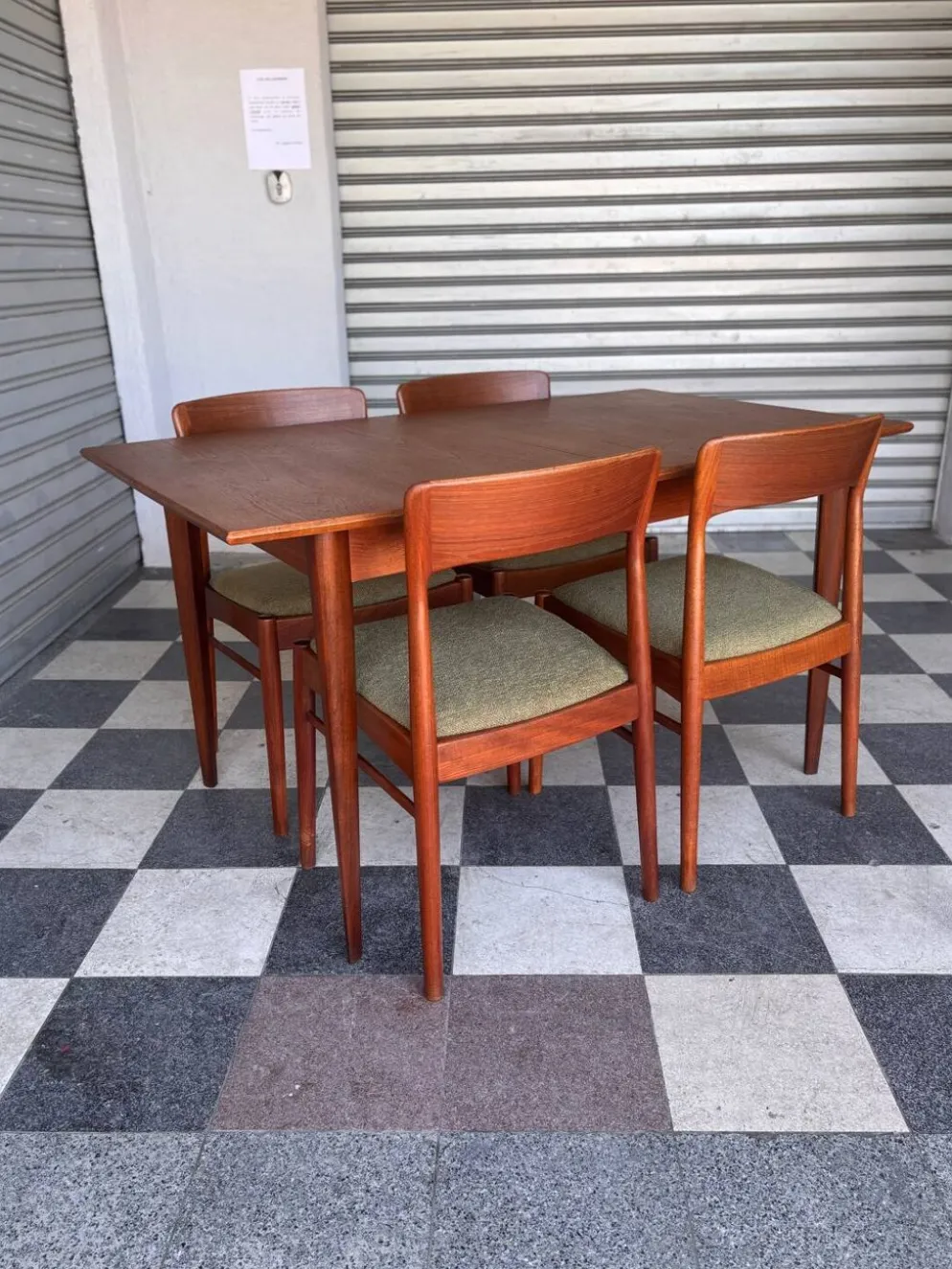 Table vintage en teck