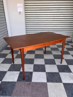 Table vintage en teck