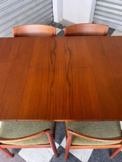 Table vintage en teck