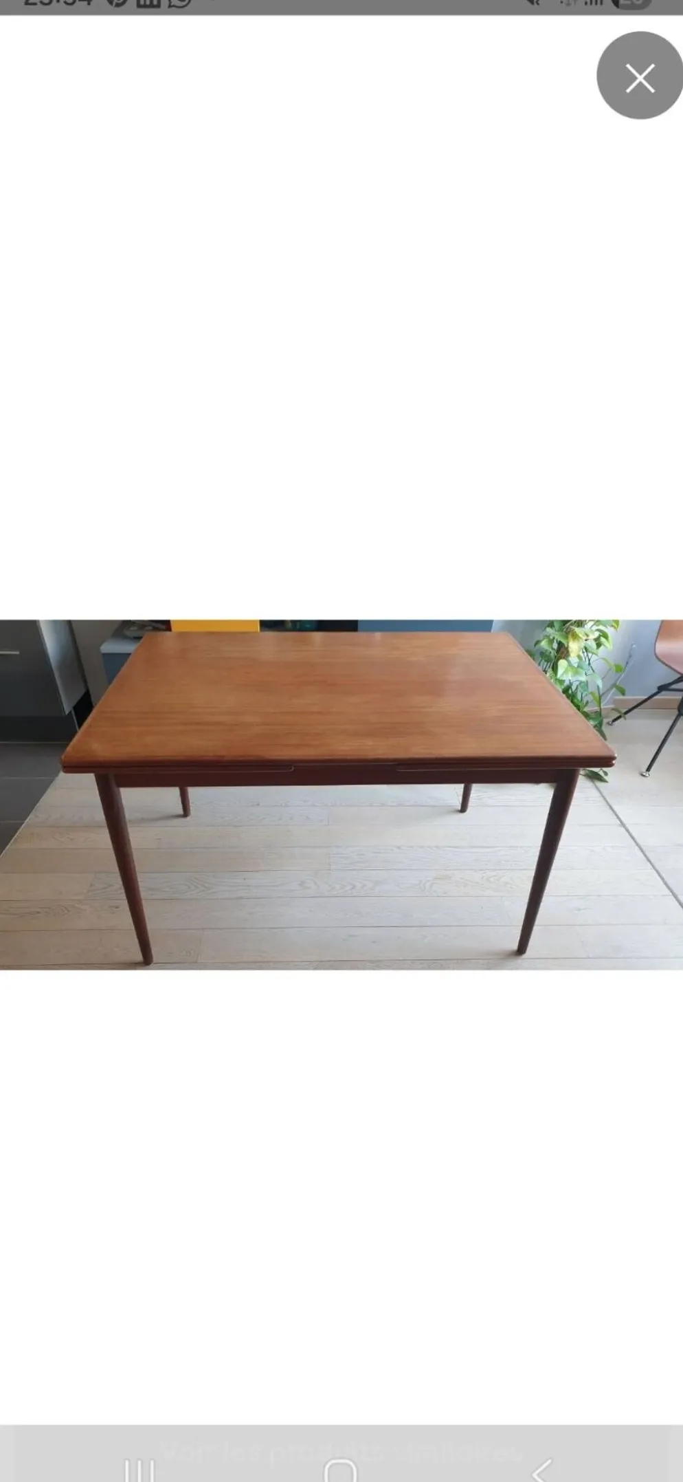 Table vintage en teck Willy Sigh