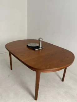 Table vintage Jentique en teck – années 60