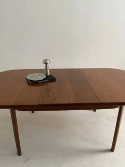 Table vintage Jentique en teck – années 60