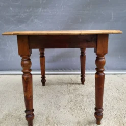 Table XIXe en Orme et Merisier : L'élégance Louis-Philippe