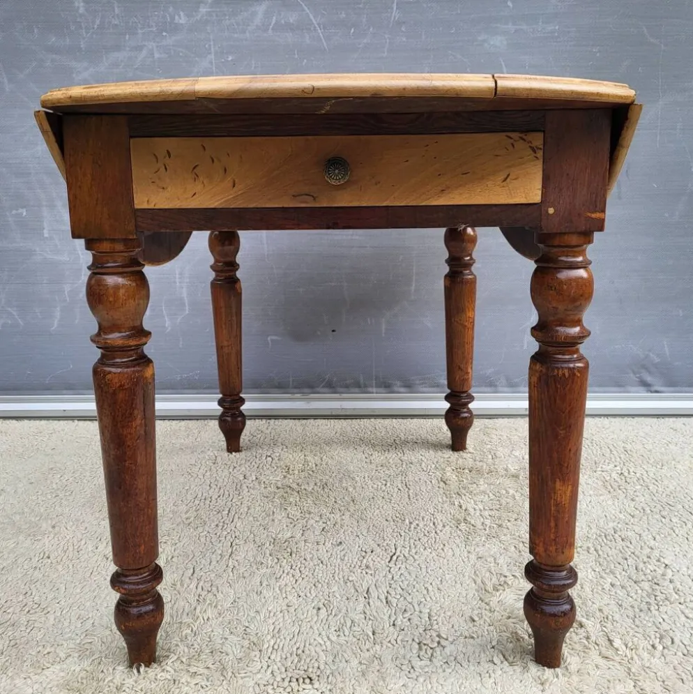 Table XIXe en Orme et Merisier : L'élégance Louis-Philippe