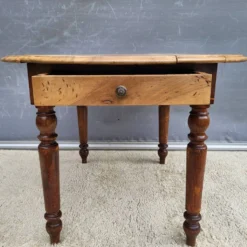 Table XIXe en Orme et Merisier : L'élégance Louis-Philippe