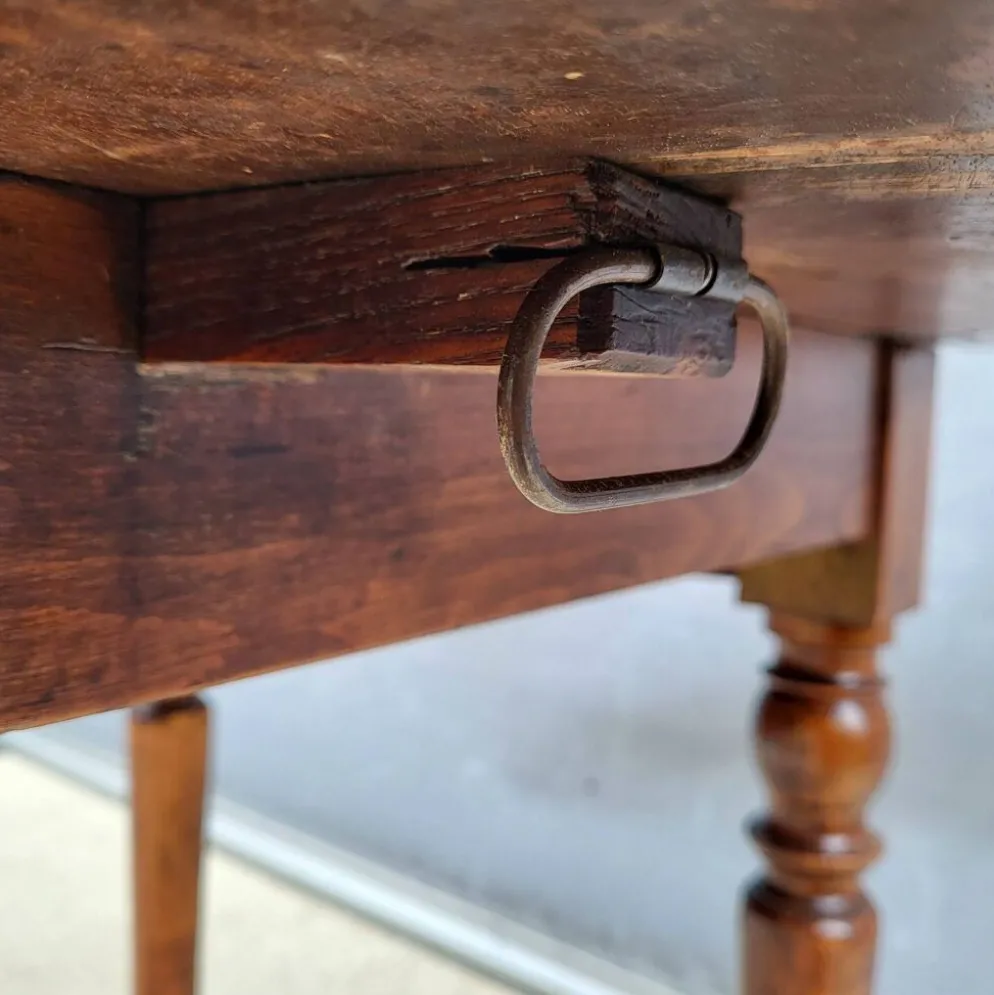 Table XIXe en Orme et Merisier : L'élégance Louis-Philippe