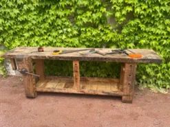 Établi ancien en hêtre