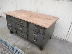 Établi d'atelier ancien, vintage, métal et bois