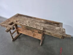 Établi de menuisier ancien, années 1920
