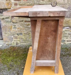 Établi de sculpteur