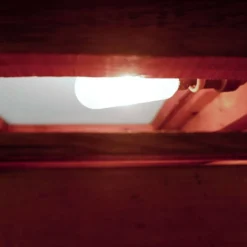 Établi d'horloger auxilia avec plateau en verre éclairé - début du 20ème siècle