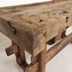 Établi industriel en bois avec étau, 194 cm de long, années 1930