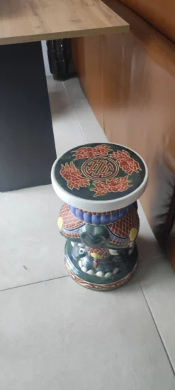 Tabouret de jardin / Sellette d'appoint / Porte-plante Matériau :