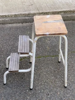 Tabouret escabeau pliable en en bois