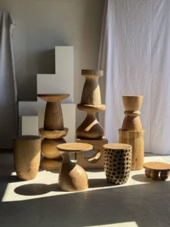 Tabouret, table d'appoint, bout de canapé en manguier massif cylindrique