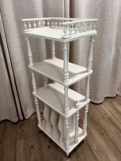 Étagère ancienne meuble de musique