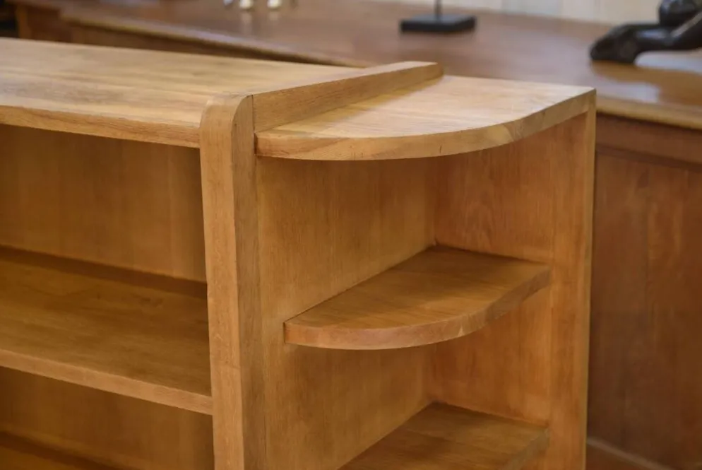 Étagère art déco moderniste en chêne 1940’s
