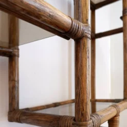 Étagère asymétrique en bambou et verre fumé - Années 1970