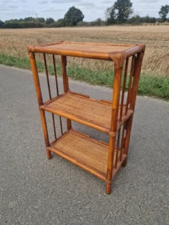 Étagère bibliothèque en rotin