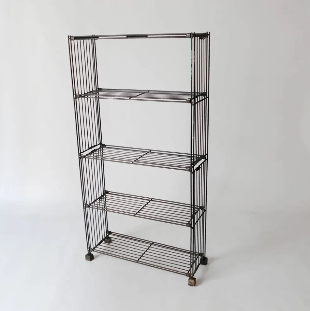 étagère bibliothèque vintage en fer métal design Multistrux par Multimueble