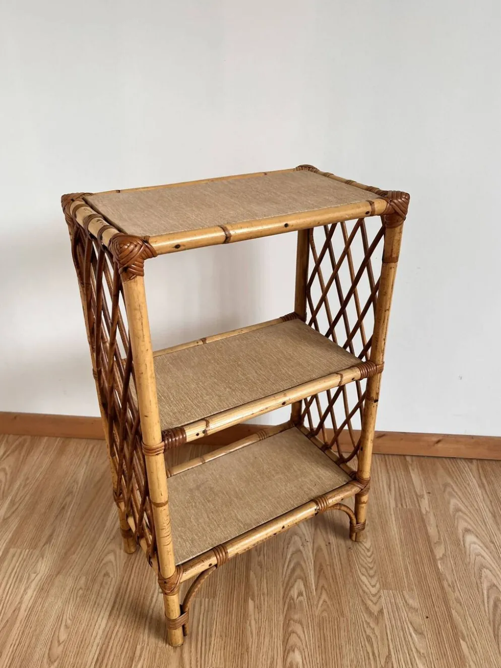 étagère biblothèque rotin