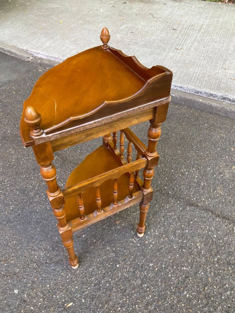 Étagère d'angle 2 niveaux en bois