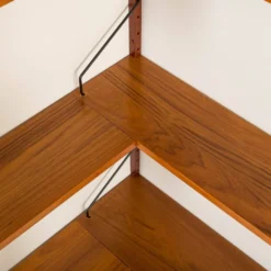 Étagère d'angle Poul Cadovius pour Cado, années 1960