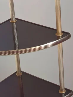 Étagère d’angle vintage 4 niveaux en bois et laiton