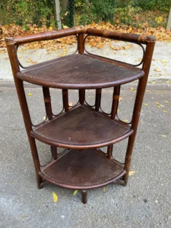 Étagère d'angle vintage rotin et osier 3 niveaux