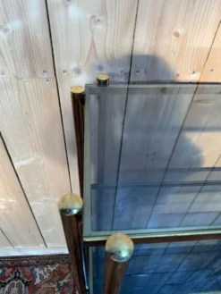 Étagère Design Années 1970 – Armature Tubulaire Laiton et Verre Fumé