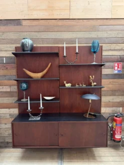 Étagère de style scandinave années 60