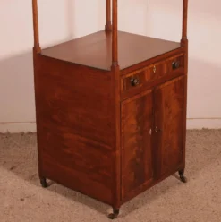 Étagère dit whatnot en acajou circa 1800 époque George III