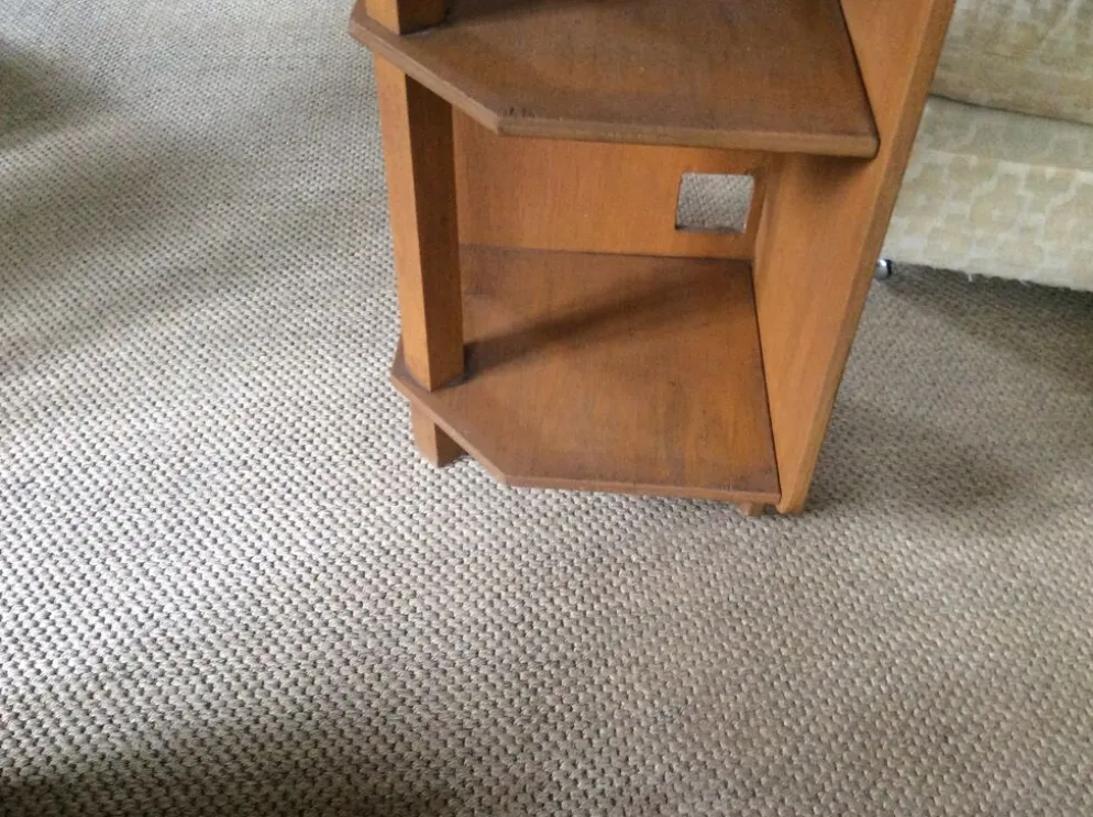 Étagère en bois