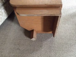 Étagère en bois