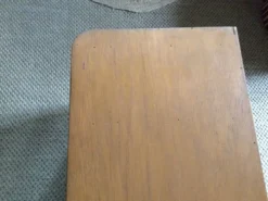 Étagère en bois