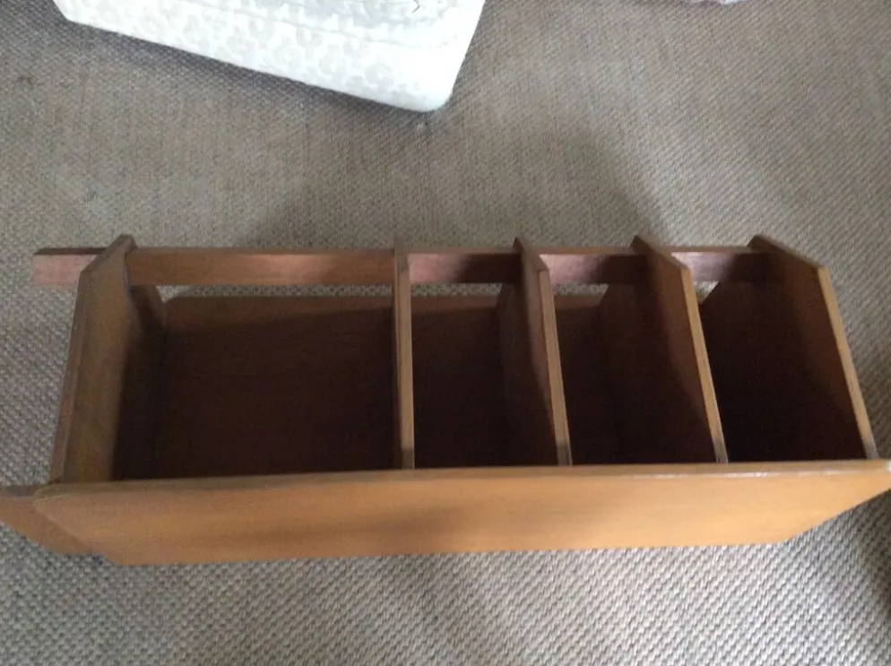 Étagère en bois