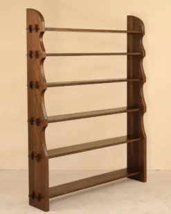 Étagère en bois massif, France, 1980