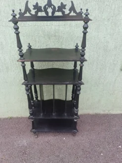 Étagère en bois noir Napoléon III