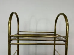 Étagère en laiton design milieu du siècle